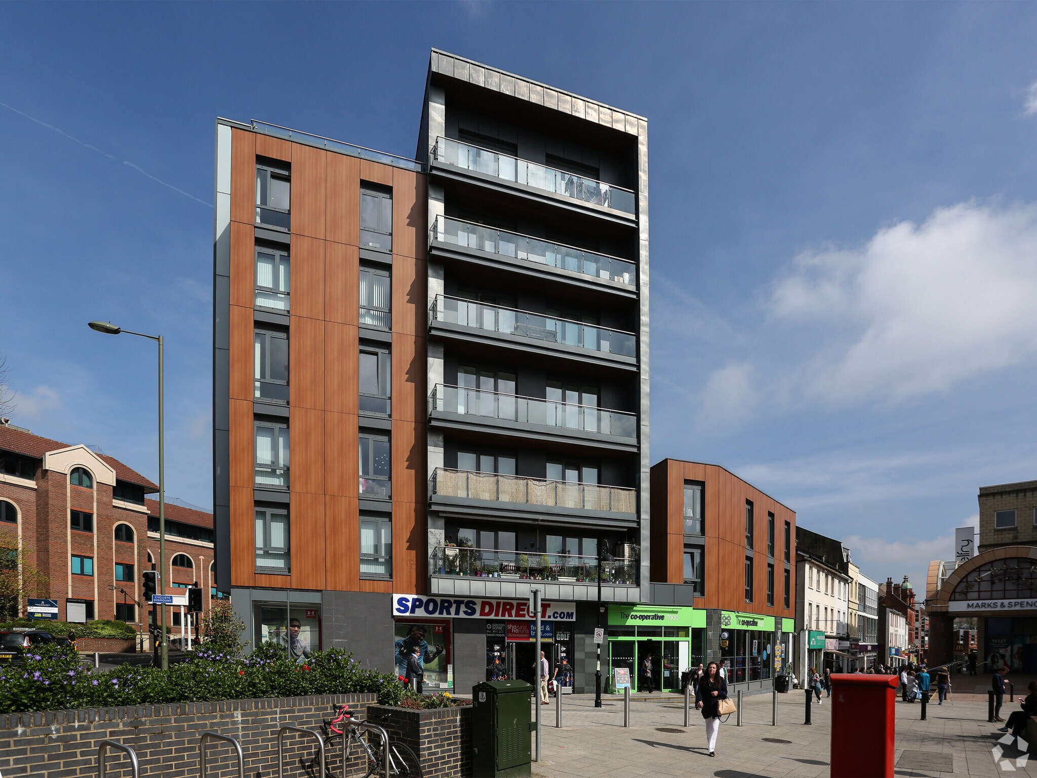 51-57 Station Rd, Redhill à vendre Photo principale– Image 1 sur 6