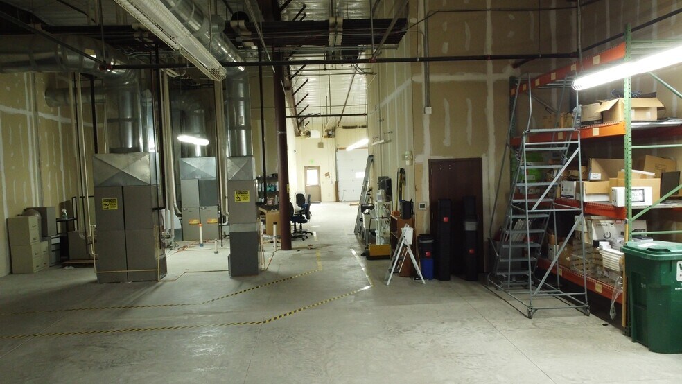 1150 5th Ave SE, Hutchinson, MN à louer - Vidéo sur l’annonce professionnelle – Image 3 sur 17