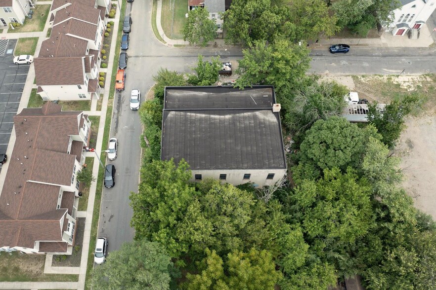 678 Florence St, Camden, NJ à vendre - Photo de l’immeuble – Image 3 sur 30