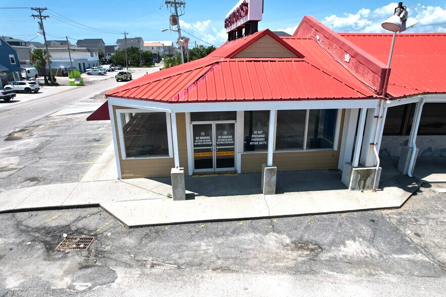 201 Atlantic Ave, Murrells Inlet, SC à louer - Photo de l’immeuble – Image 2 sur 4