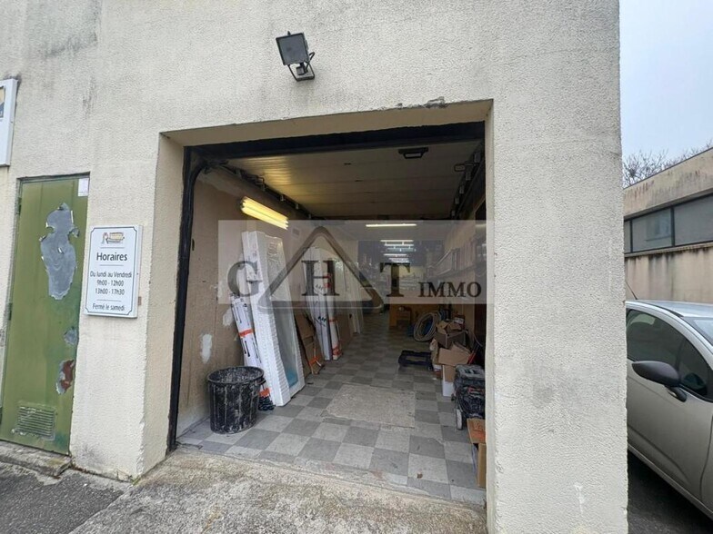 Industriel/Logistique dans Draveil à vendre - Photo de l’immeuble – Image 2 sur 16