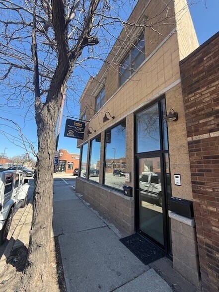 6135 S Archer Ave, Summit, IL à louer - Photo de l’immeuble – Image 2 sur 3