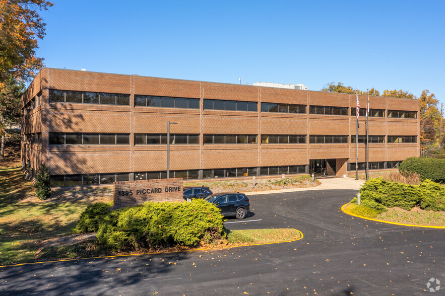 1395 Piccard Dr, Rockville, MD à louer - Photo de l’immeuble – Image 1 sur 5