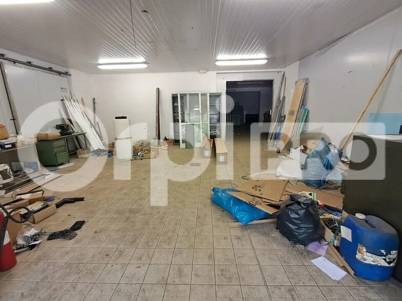 Industriel/Logistique dans Lavault-Sainte-Anne à louer - Photo intérieure – Image 3 sur 5