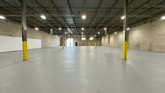 Plus de détails pour 40-48 Drexel Dr, Bay Shore, NY - Industriel/Logistique à louer