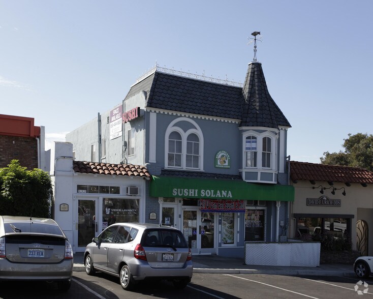 115-117 W Plaza St, Solana Beach, CA à louer - Photo de l’immeuble – Image 1 sur 10