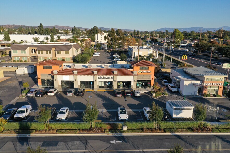 141 E Imperial Hwy, Fullerton, CA à vendre - Aérien – Image 3 sur 7