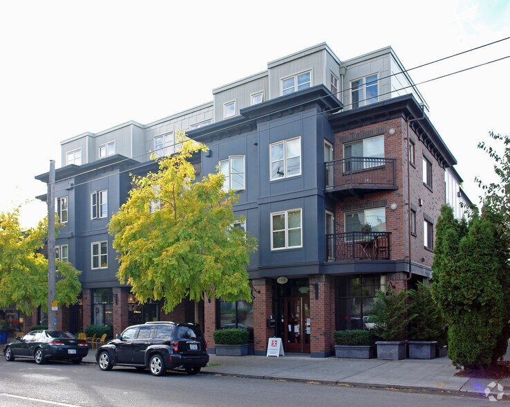 1909 10th Ave W, Seattle, WA à vendre - Photo de l’immeuble – Image 1 sur 1