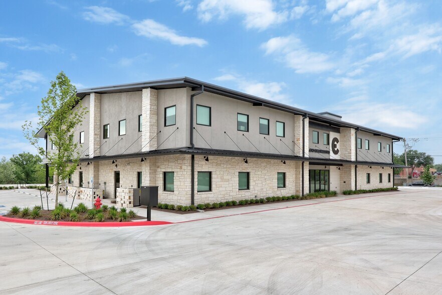 730 S Bell Blvd, Cedar Park, TX à louer - Photo de l’immeuble – Image 3 sur 54