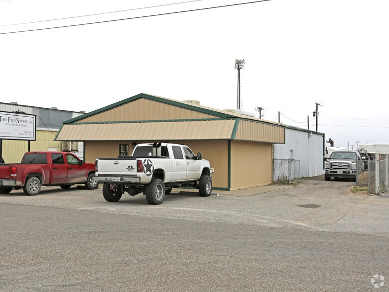 3805 Brazos Ave, Odessa, TX à louer - Photo principale – Image 1 sur 25