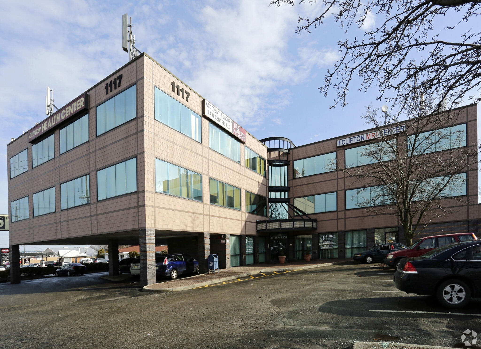 1117 E Route 46, Clifton, NJ à louer Photo principale– Image 1 sur 15