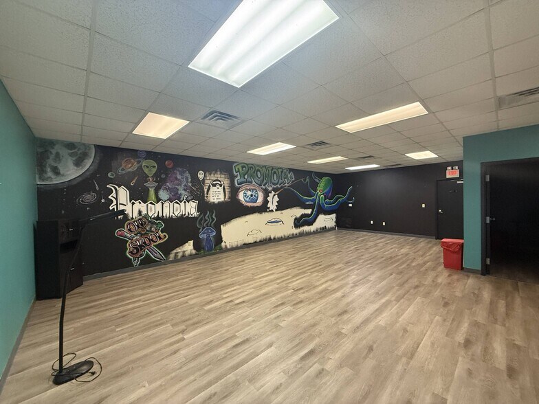 2415 N Pace Blvd, Pensacola, FL à louer - Photo de l’immeuble – Image 3 sur 11