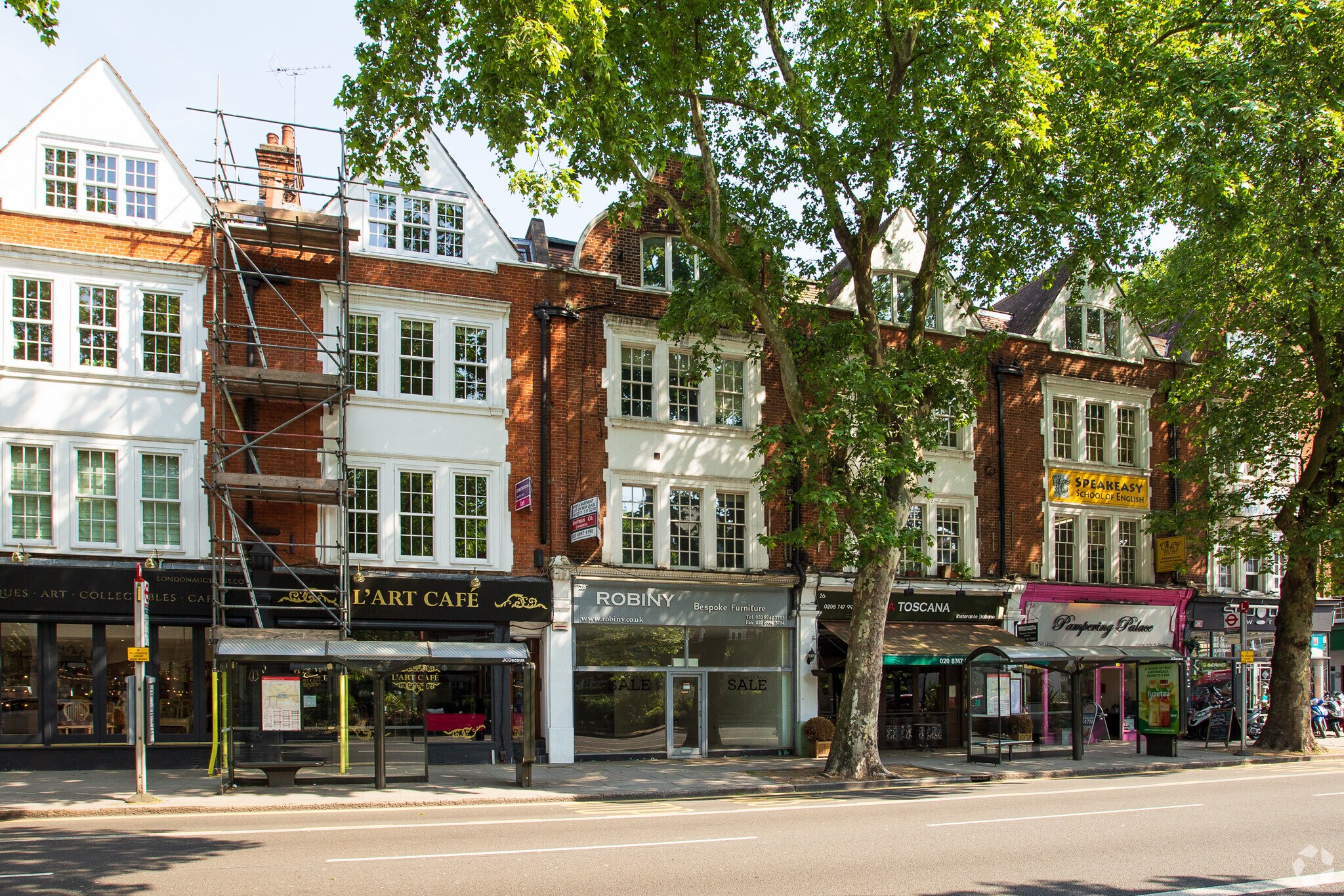 28 Chiswick High Rd, Londres à louer Photo principale– Image 1 sur 6