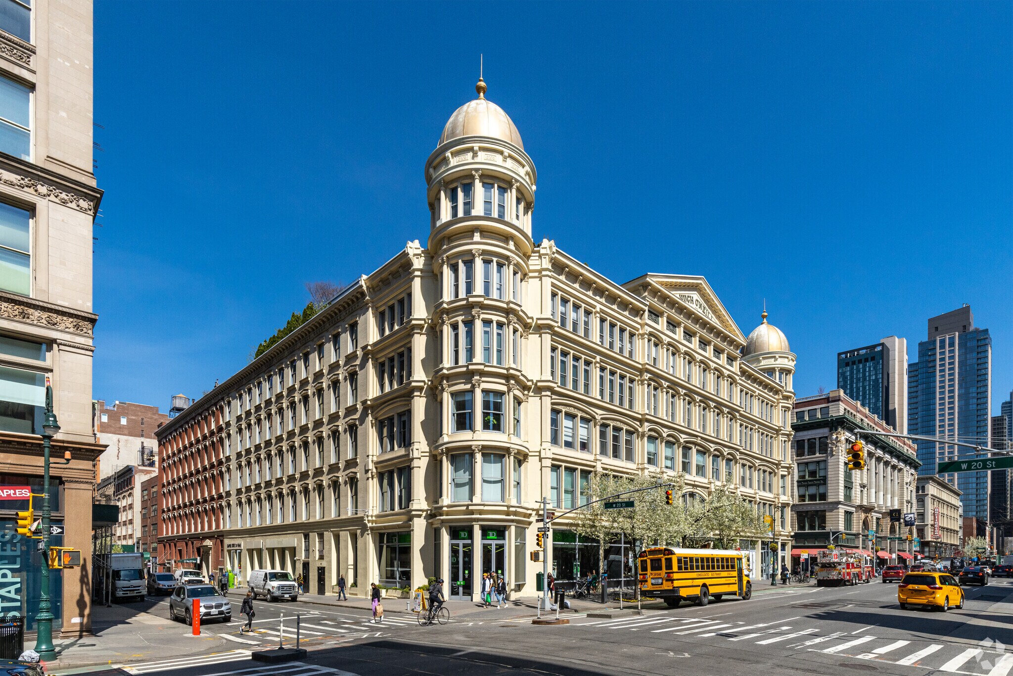 655 6th Ave, New York, NY à louer Photo principale– Image 1 sur 8