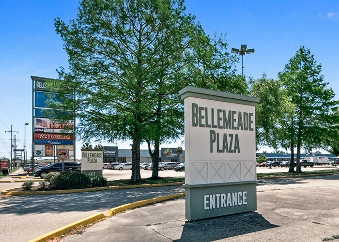 605-611 Lapalco Blvd, Gretna, LA à louer Photo principale– Image 1 sur 11