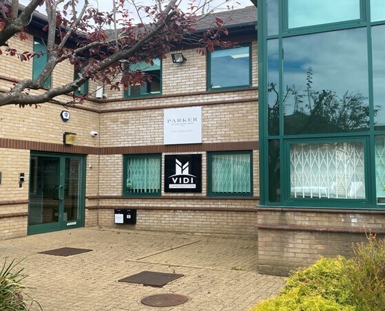 3-6 Hortons Way, Westerham à louer Photo de l’immeuble– Image 1 sur 3