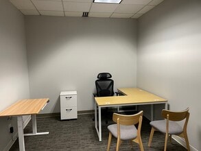 11492 Bluegrass Pky, Louisville, KY à louer Photo intérieure– Image 1 sur 1