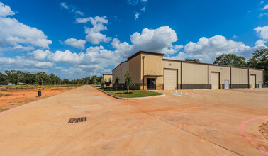 30130 Dobbin Huffsmith Rd, Magnolia, TX à louer Photo de l’immeuble– Image 2 sur 14