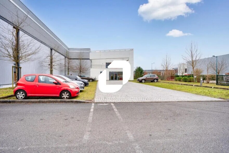 Local d’activités dans Bailly-Romainvilliers à louer - Photo de l’immeuble – Image 2 sur 10