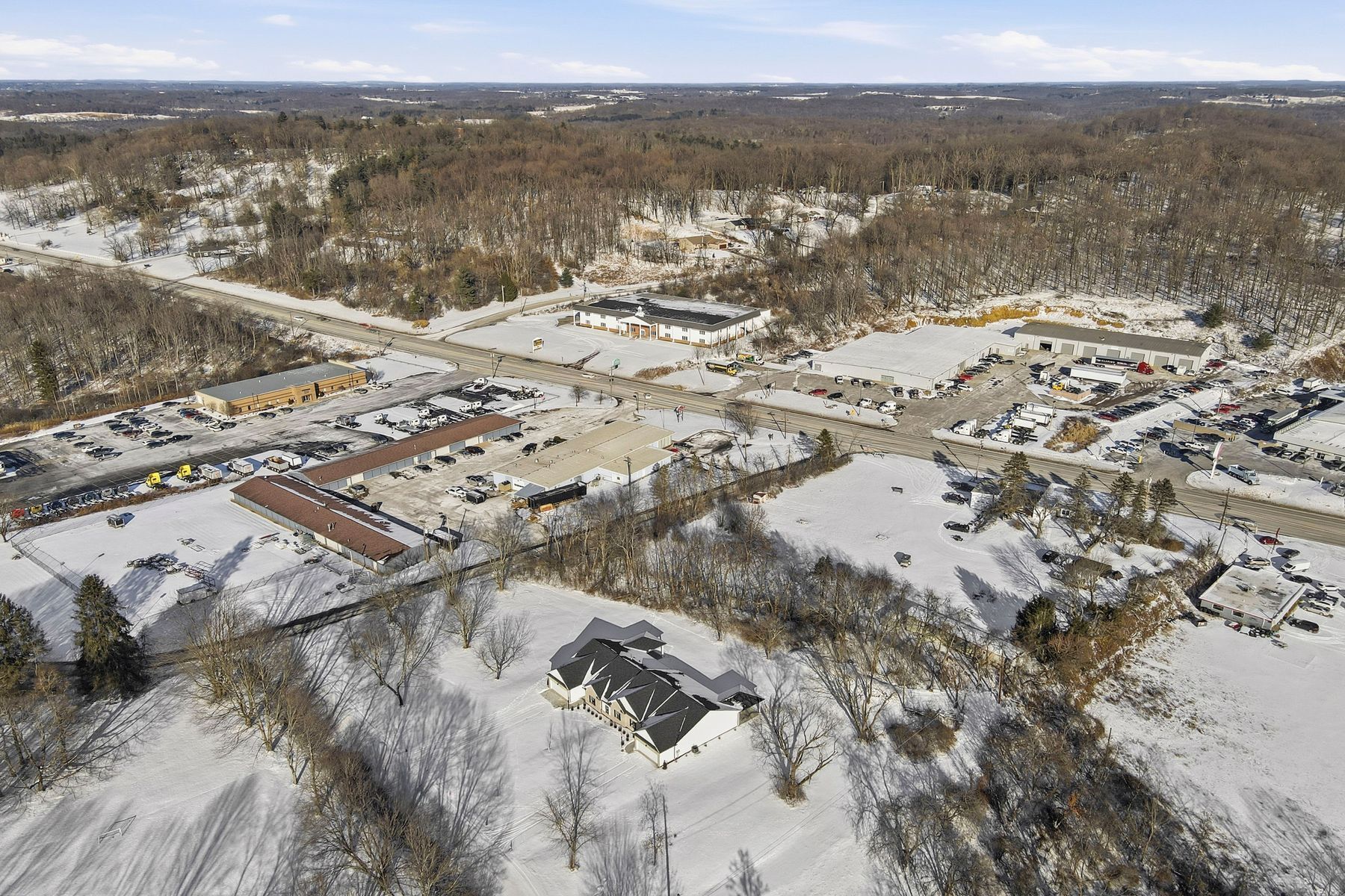 100 Huselton Dr, Butler, PA à vendre Photo principale– Image 1 sur 61