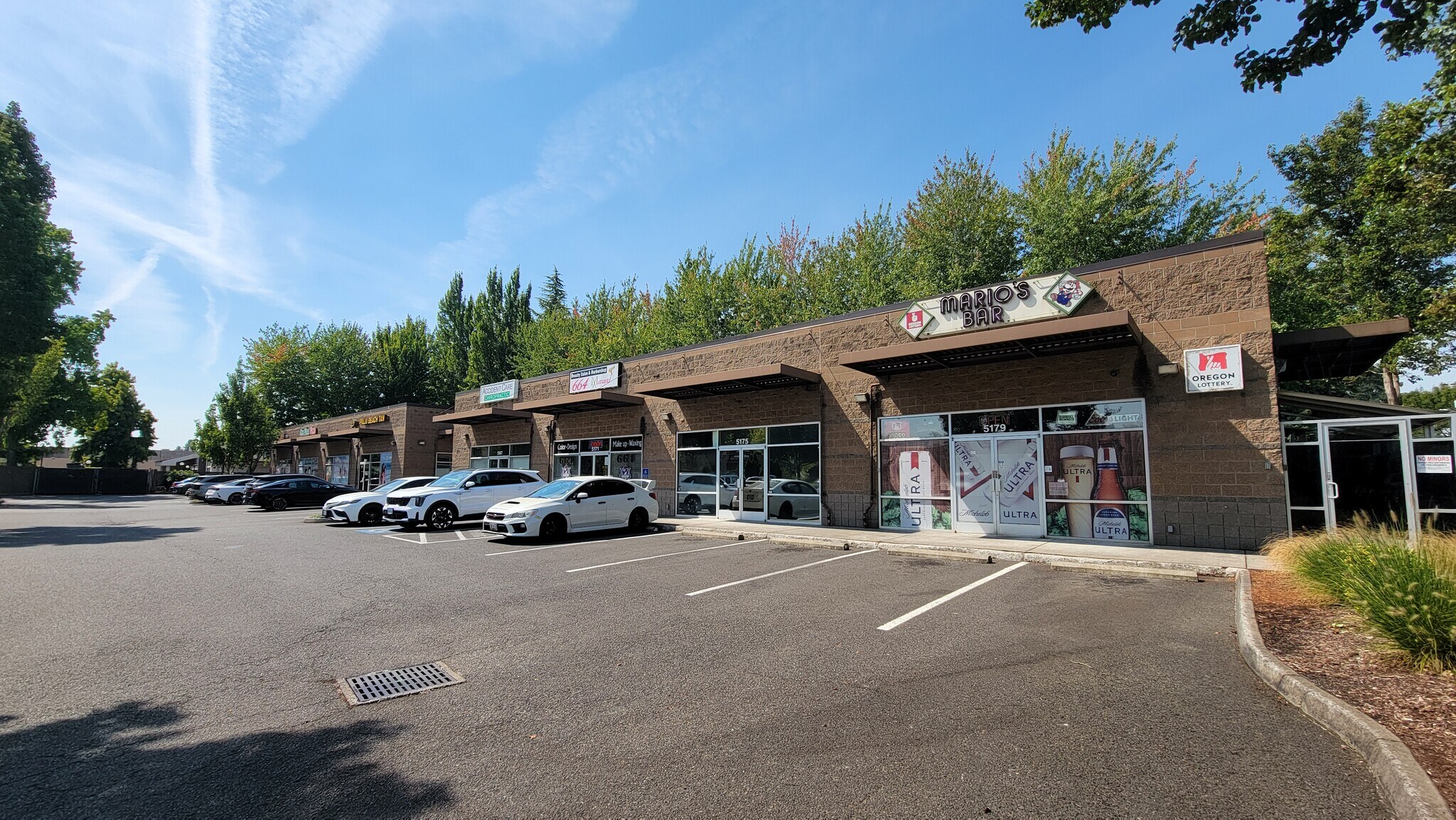5133-5137 N River Rd, Keizer, OR à louer Photo de l’immeuble– Image 1 sur 4