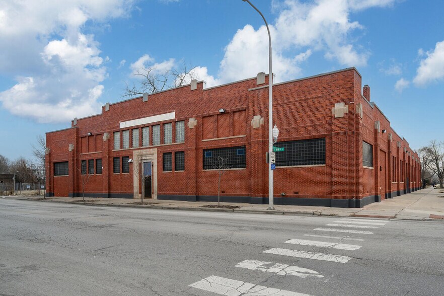 1423 W 59th St, Chicago, IL à louer - Photo de l’immeuble – Image 3 sur 15