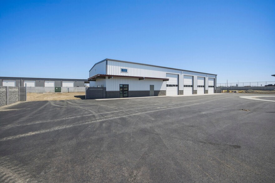 1342 E Saint Helens St, Pasco, WA à louer - Photo principale – Image 1 sur 20