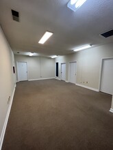 3935 Sunset Blvd, West Columbia, SC à louer Photo intérieure– Image 1 sur 16