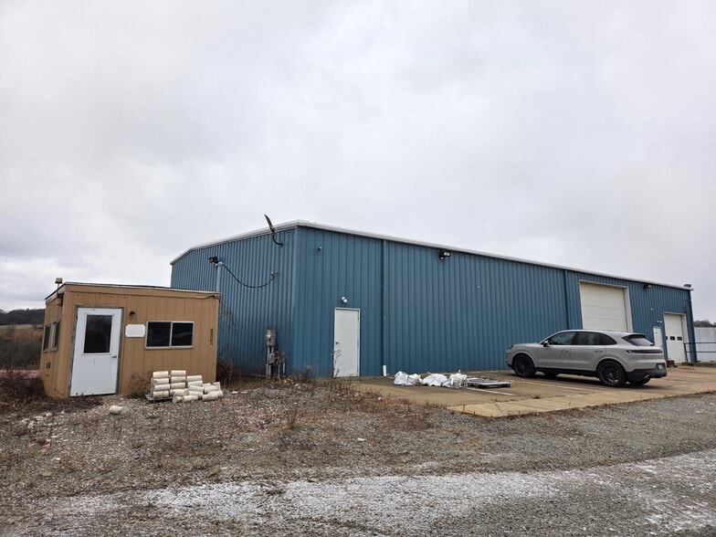 217 Alfery Ln, Mount Pleasant, PA à louer - Photo principale – Image 1 sur 13