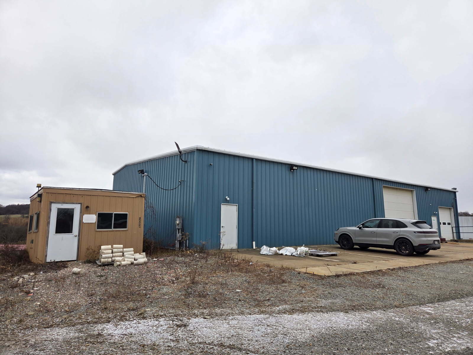 217 Alfery Ln, Mount Pleasant, PA à louer Photo de l’immeuble– Image 1 sur 14