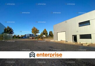 Plus de détails pour Local d'activités à louer