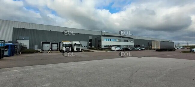 Plus de détails pour Industriel/Logistique à louer