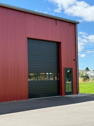 Plus de détails pour 1392 Alpha dr, Mcminnville, OR - Local d'activités à louer