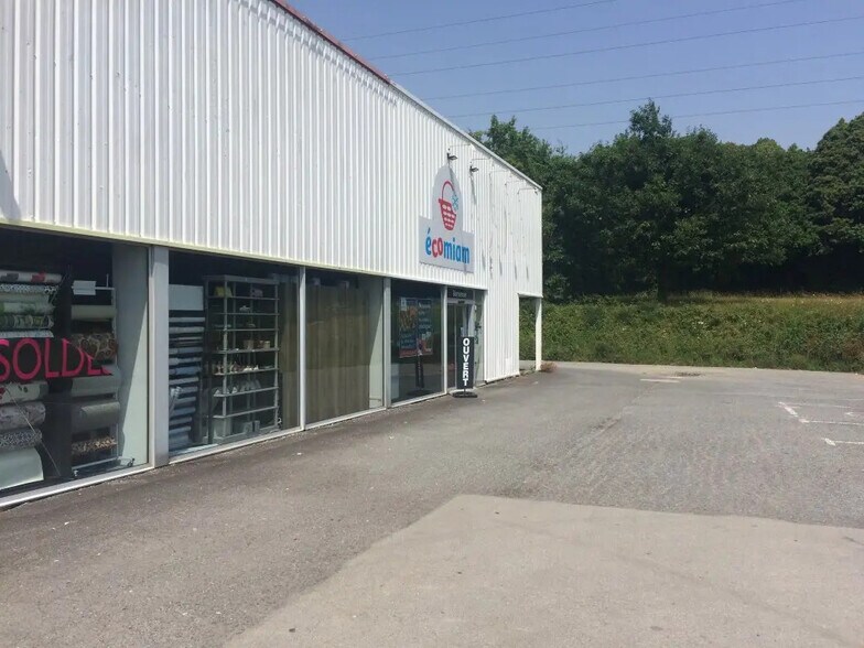 Local commercial dans Quimper à louer - Photo de l’immeuble – Image 3 sur 3