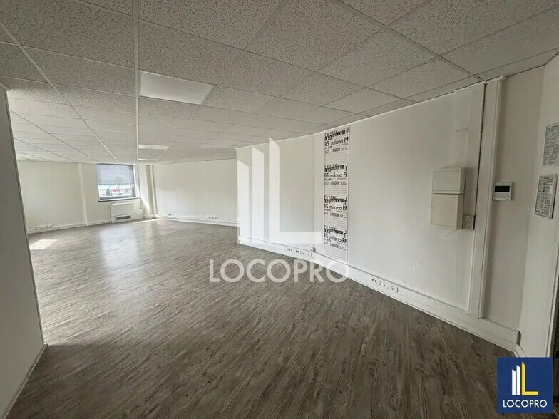Bureau dans Nice à louer - Photo de l’immeuble – Image 3 sur 8