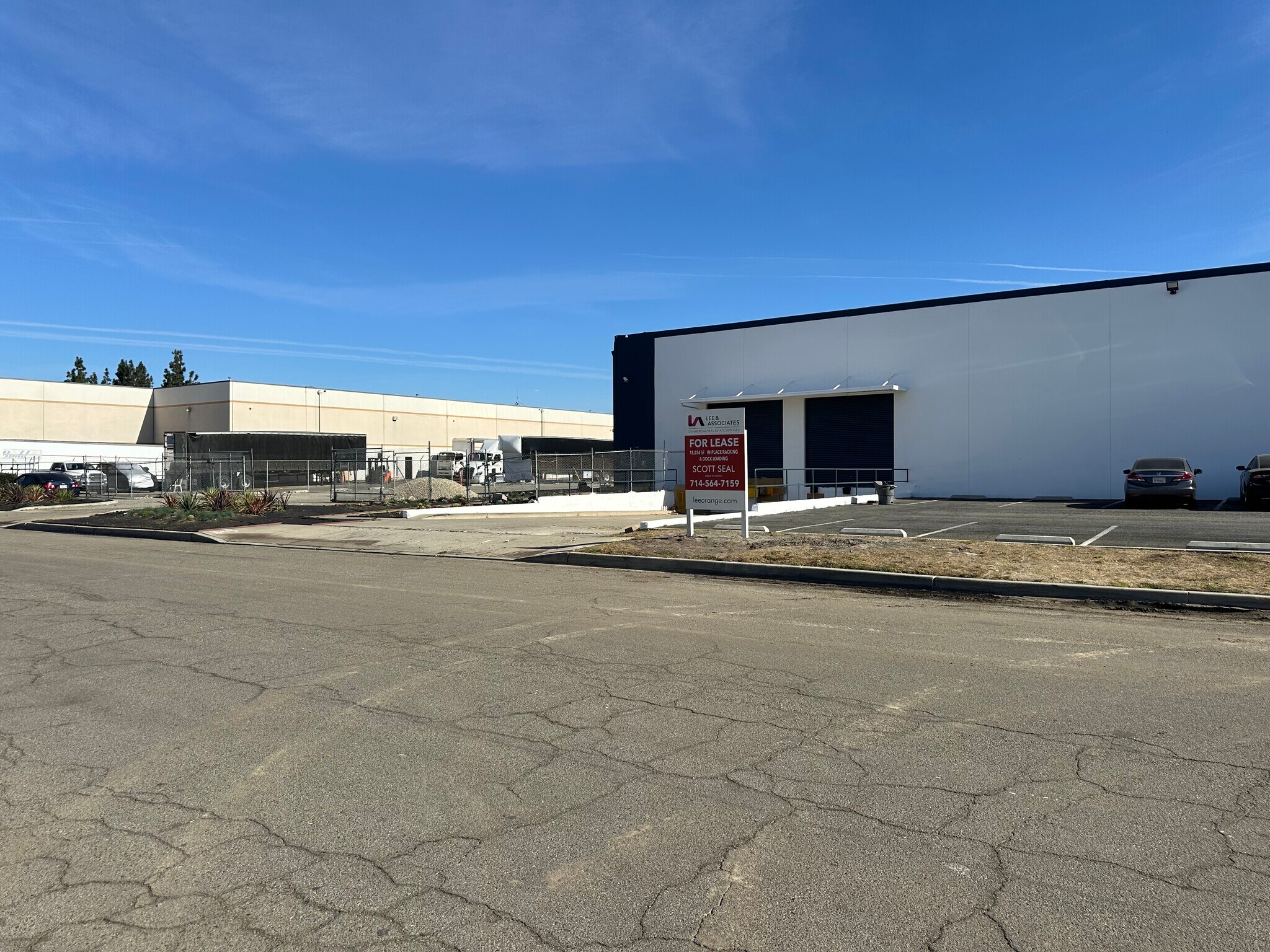 2325 Raymer Ave, Fullerton, CA à vendre Photo de l’immeuble– Image 1 sur 1