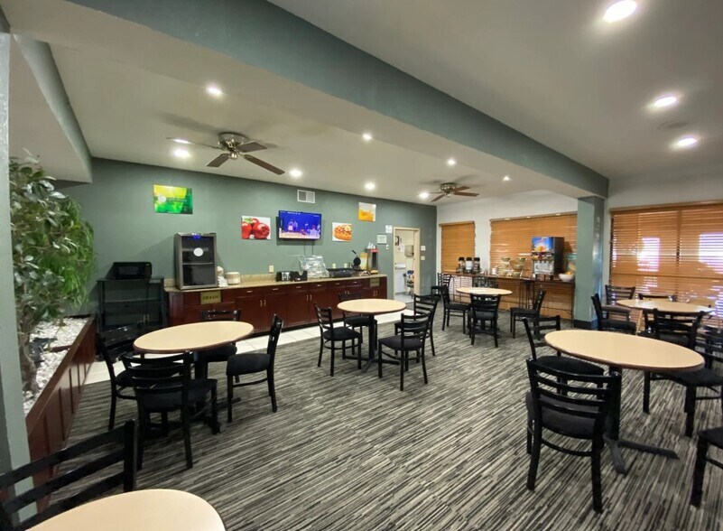 173 Carroll Rd, Benton, KY à vendre - Photo intérieure – Image 2 sur 2