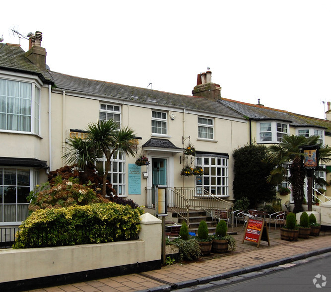 34 Fore St, Shaldon à vendre - Photo principale – Image 1 sur 3