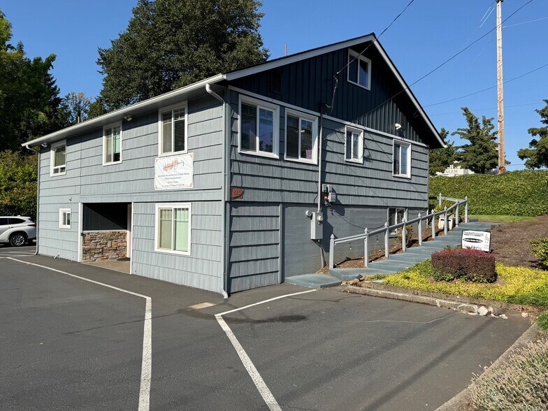 875 Idylwood Dr SE, Salem, OR à vendre - Photo de l’immeuble – Image 3 sur 5