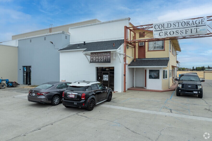 320 Hillcrest Rd, Hollister, CA à vendre - Photo de l’immeuble – Image 3 sur 27