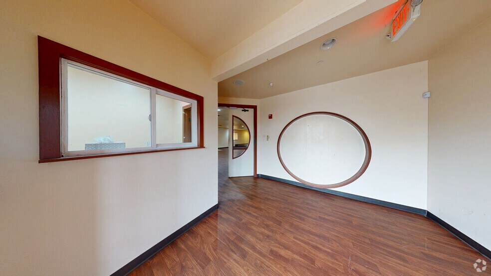 4528 Pacific Ave SE, Lacey, WA à louer - Numérisation 3D Matterport – Image 2 sur 15