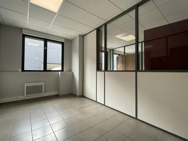 Bureau dans Le Havre à louer - Photo de l’immeuble – Image 1 sur 1