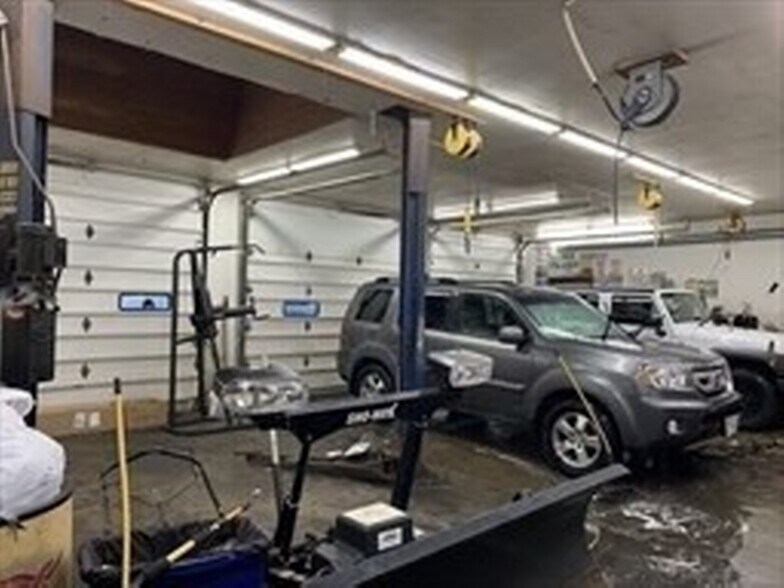 1213 Worcester St, Springfield, MA à louer - Photo de l’immeuble – Image 3 sur 4