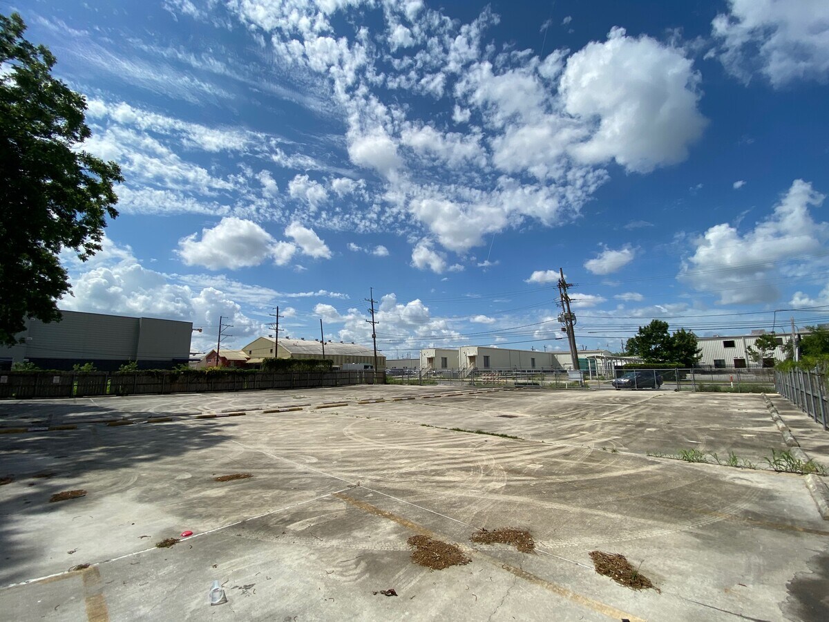 View Photo