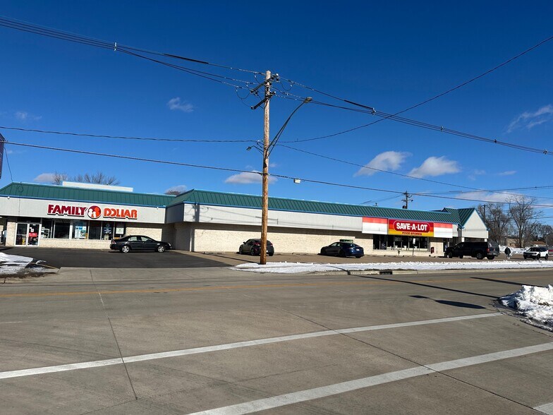 1001-1105 Derby St, Pekin, IL à louer - Photo de l’immeuble – Image 1 sur 18
