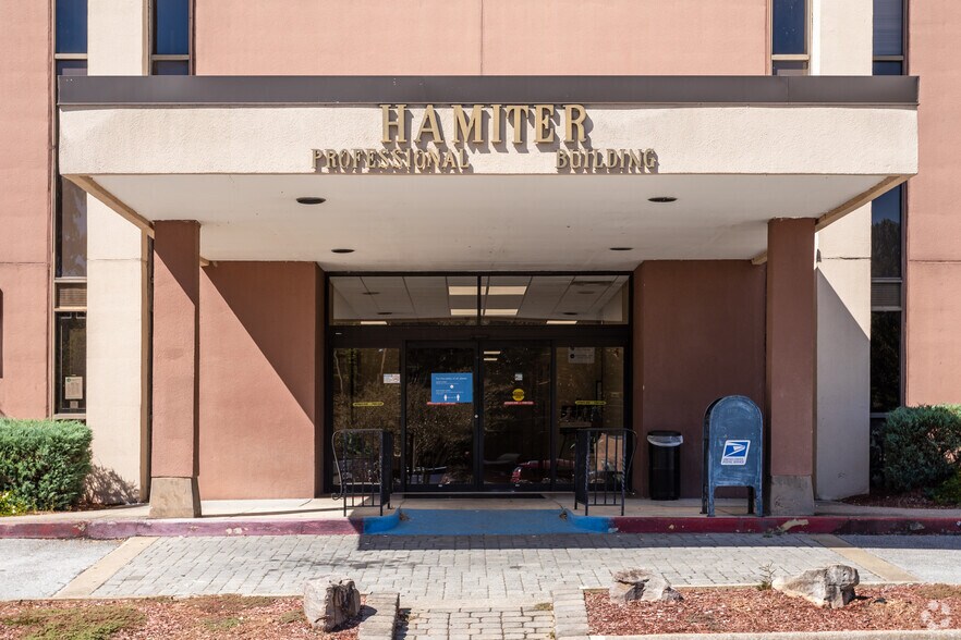 100 Medical Center Dr, Gadsden, AL à louer - Photo de l’immeuble – Image 3 sur 6