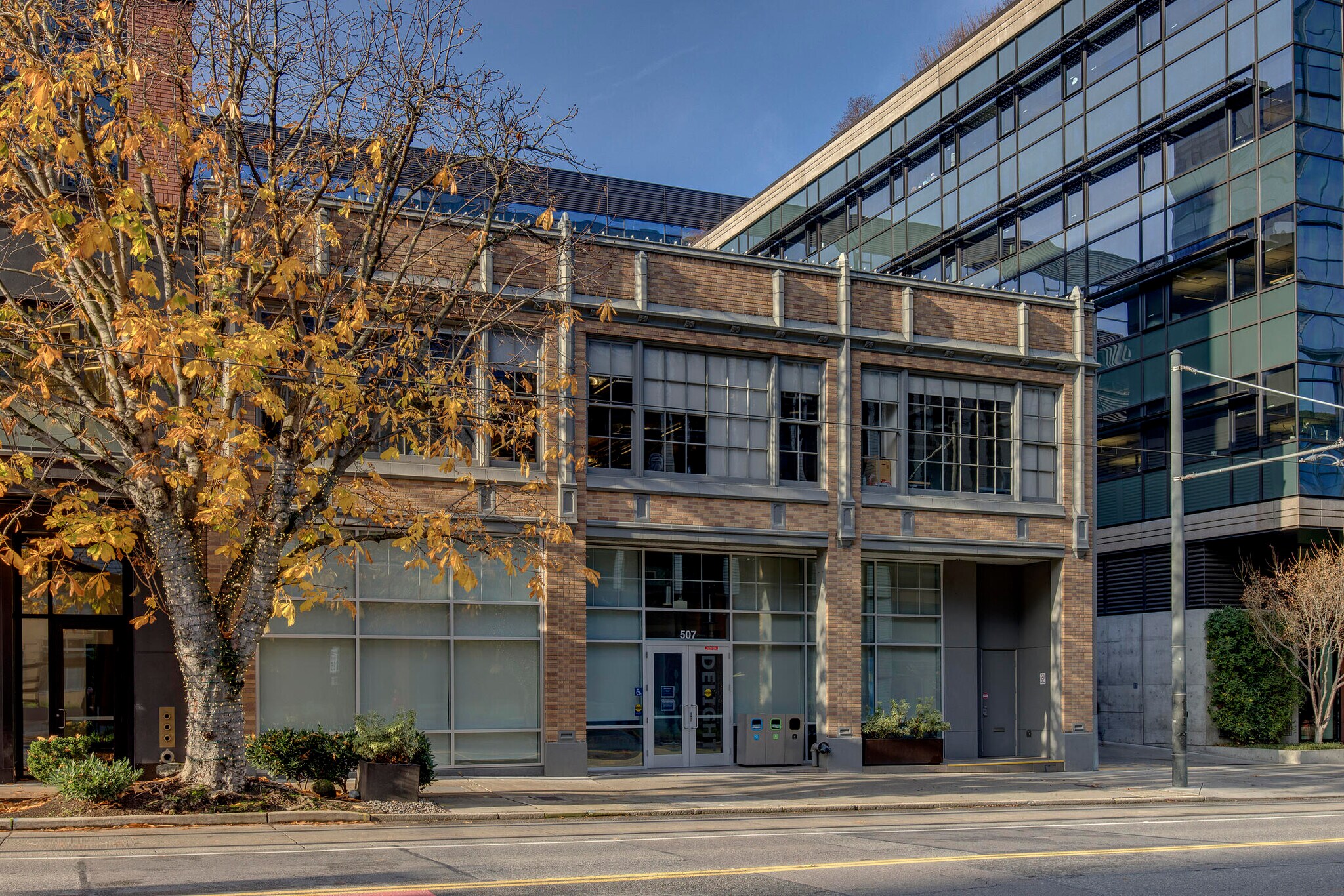 507 Westlake Ave N, Seattle, WA à louer Photo principale– Image 1 sur 17