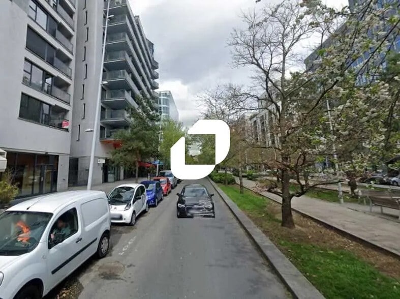 Local commercial dans Boulogne-Billancourt à louer - Photo de l’immeuble – Image 1 sur 1