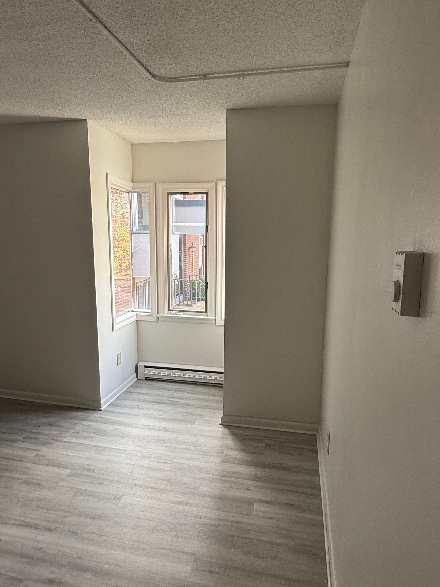 1019 Farmington Ave, Bristol, CT à louer Photo de l’immeuble– Image 1 sur 11