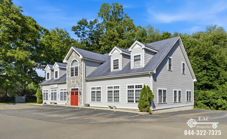 238 Monroe Tpke, Monroe, CT à louer - Photo de l’immeuble – Image 1 sur 27